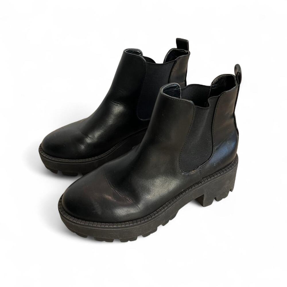 Urban Outfitters Black Chunky Platform Boots, Size 8